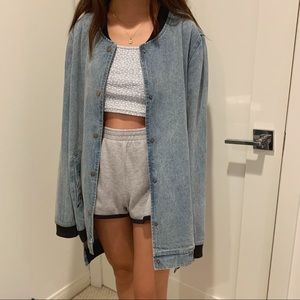 OVERSIZED DENIM JACKET